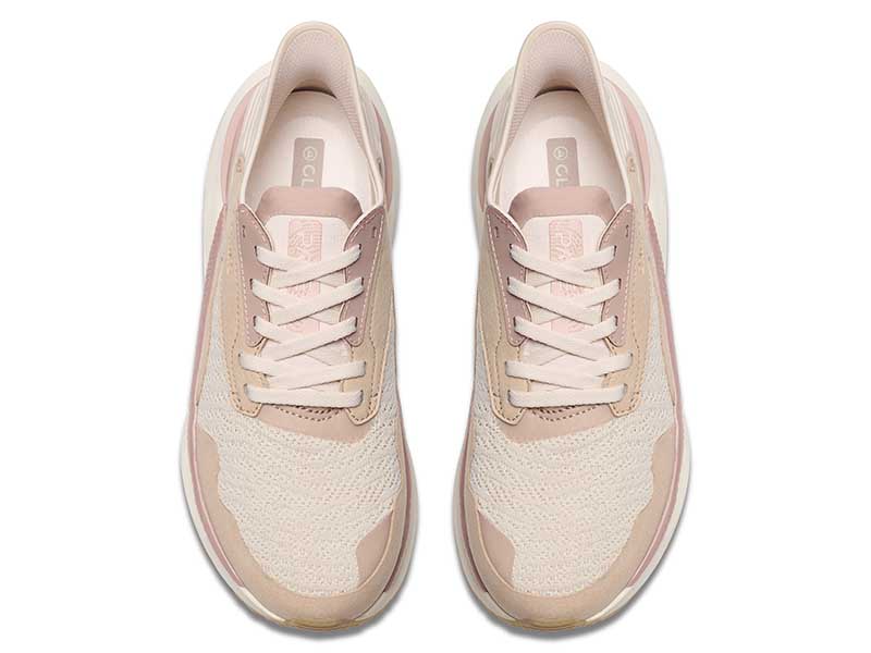 Clarks Pace  クラークスペース