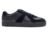 ブラック